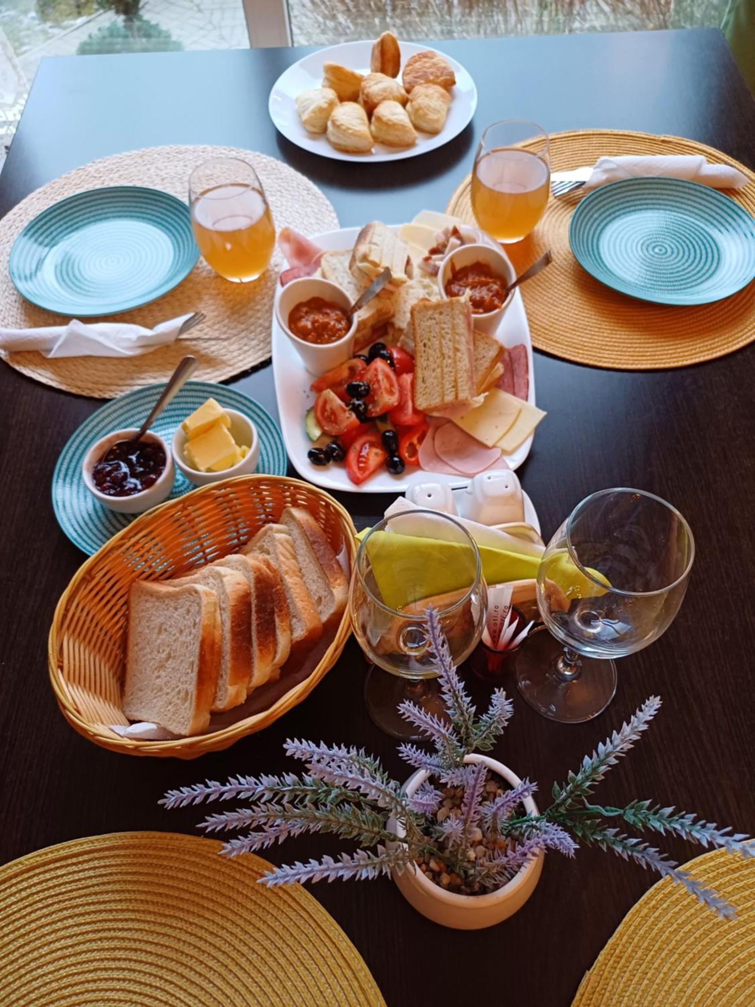 Apartamente Private A&L View Σινάια Εξωτερικό φωτογραφία