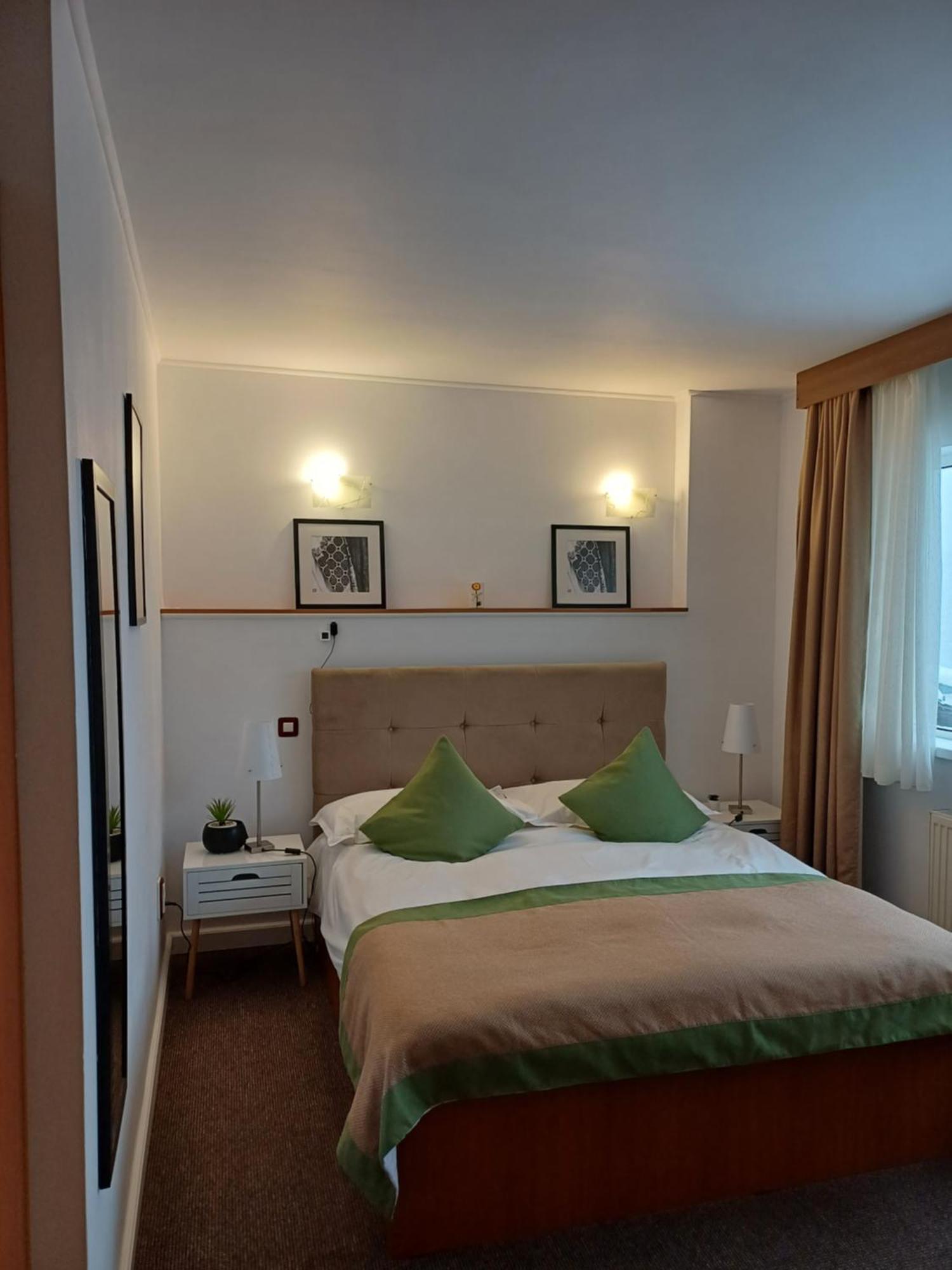 Apartamente Private A&L View Σινάια Εξωτερικό φωτογραφία